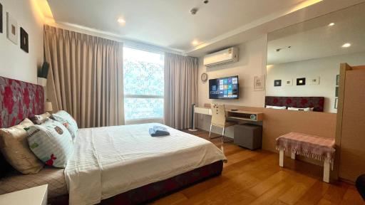 Studio Apartment Near BTS SkyTrain Free Wifi - Housity