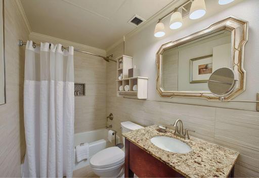 Blake Hotel New Orleans, BW Signature Collection - Housity