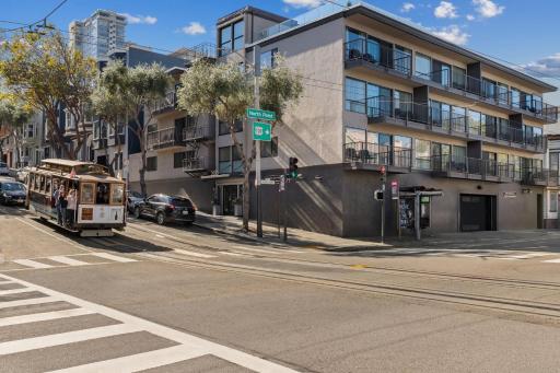 The Suites at Fisherman's Wharf - Housity