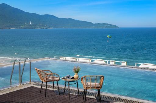 Lunar Hotel Danang - Hizvo