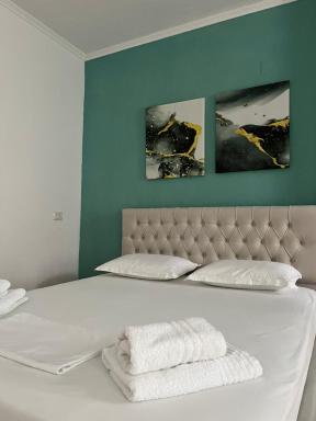 Vrenjo GuestHouse - Housity