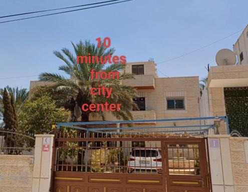 BnB La Luna Entire Apartment - Housity