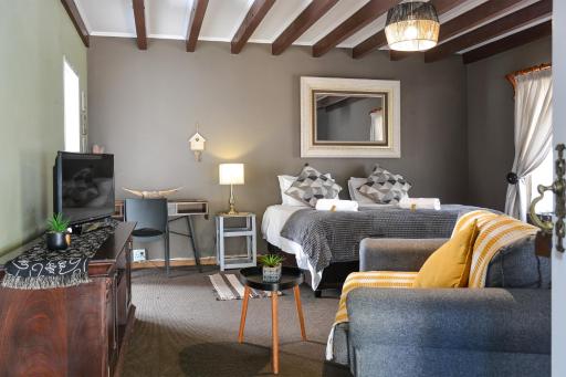Biggy Best Boutique Hotel & Self Catering Cottages - Housity