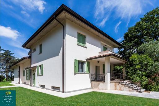 Il Profumo dei Tigli R&B, elegante casa nuova a Formigine - Housity
