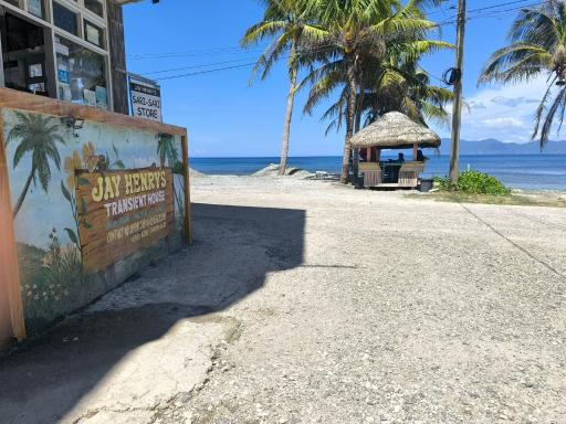 Jay Henry Transient Beach house, B Pagudpud, BLUE LAGOON BEACH - Housity