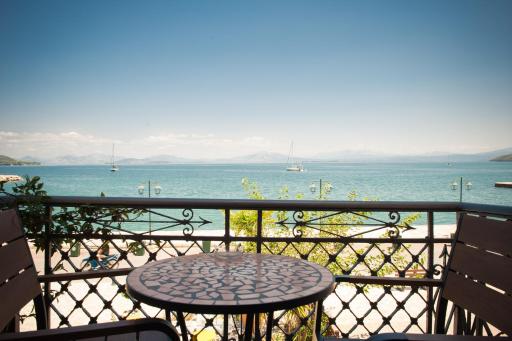 SeaFront Stone Suites - Housity