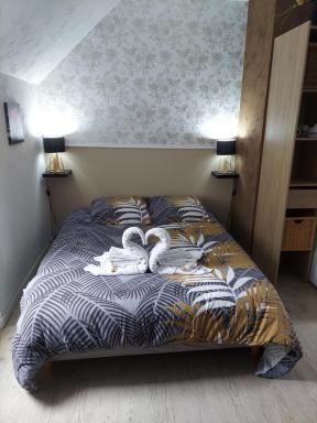 Chambre privé avec salle de bains privative et dressing - Housity