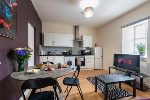 Cozy One Bedroom - Cardiff City Centre Apartment - Housity