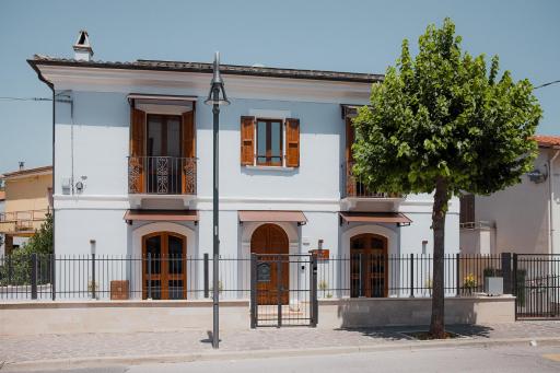 Executive B&B - Housity