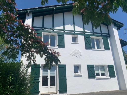 Magnifique T1 entre mer et montagne - Housity