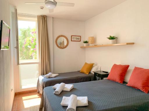Habitación céntrica con Aire Acondicionado Baño privado Nevera - Housity