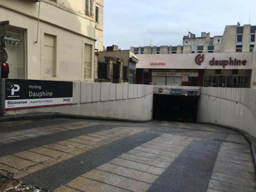 Hôtel Lamartine -Parking Dauphine - Housity