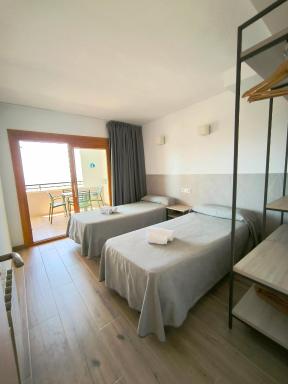 Apartamentos La Era Park - Housity