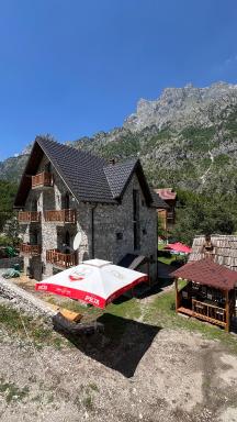 Stonehouse villa - Hizvo