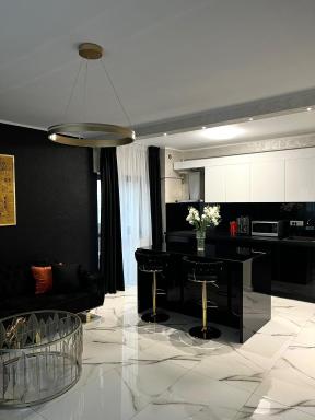 Central Apartament 4 - Housity