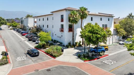 Hotel Casa 425 + Lounge, A Four Sisters Inn - Housity