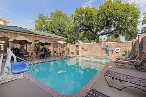 Best Western Savannah Historic District - Housity