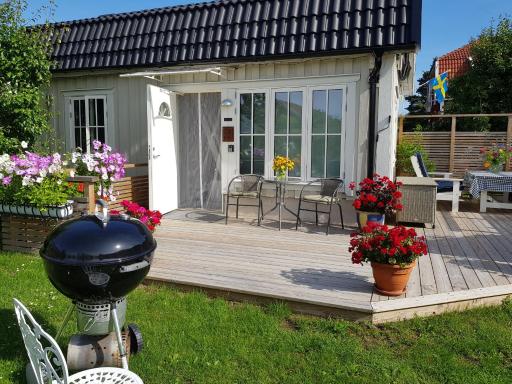 Very nice and newly built annex in Strangnas - Housity