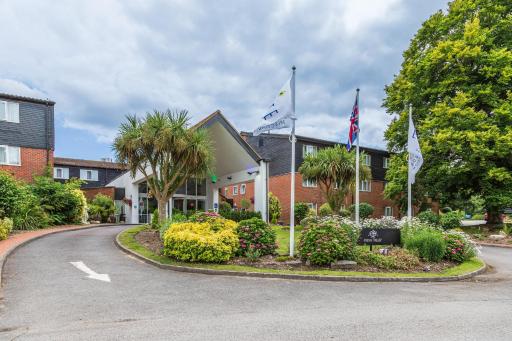 Meon Valley Hotel, Golf & Country Club - Housity