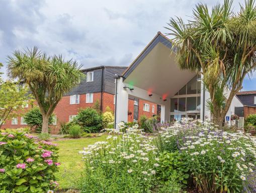 Meon Valley Hotel, Golf & Country Club - Housity