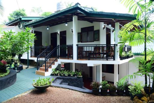 Tranz Kuin Villa - Housity