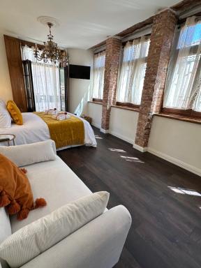 CLAREN´S BOUTIQUE ROOMS - Housity