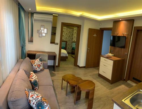 Royal Boutique House - Housity