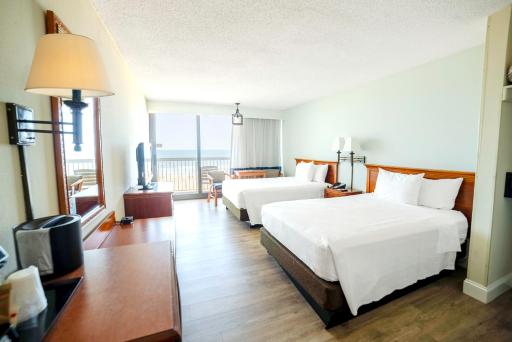 The Oceanfront Inn - Virginia Beach - Housity