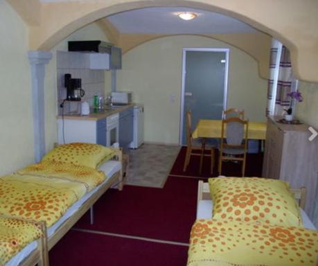 Ferienwohnung Monteurzimmer Bretnig WiFi Waschmaschine Parklpatz kostenlos - Housity