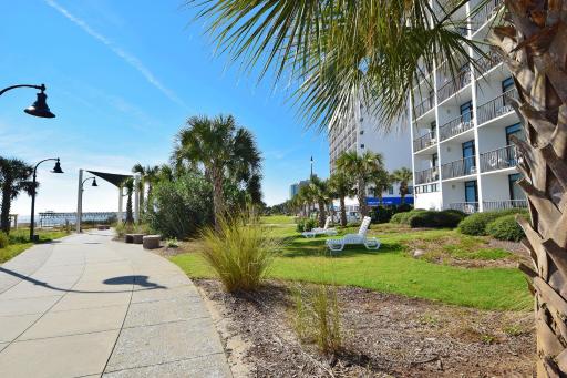 Holiday Sands North "On the Boardwalk" - Housity