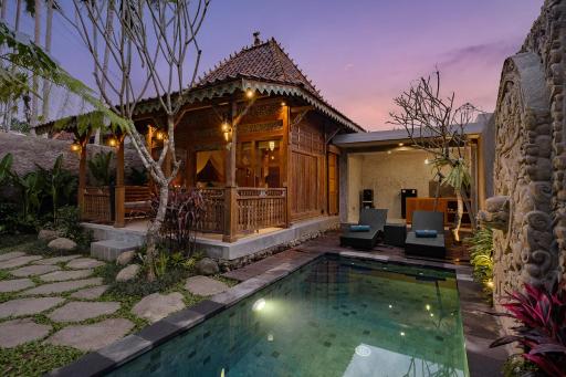 Uddhara Ubud Villa - Hizvo