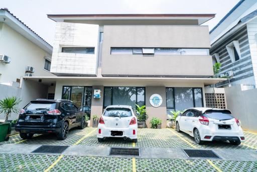 Three J Residence 2 - Housity