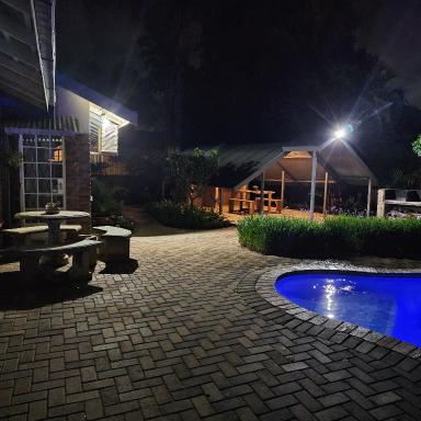 ZUCH Accommodation at Pafuri Self Catering - Guest Suite - Housity