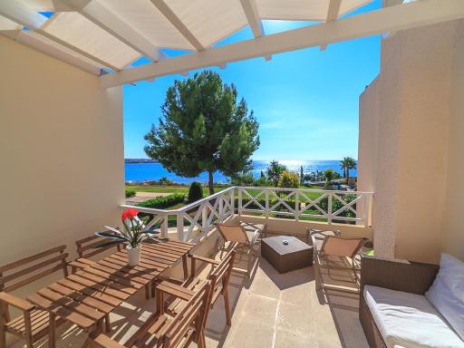 13 Coral Bay - Housity