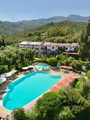 Eden Park Hotel - Housity