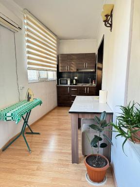 Cozy 2 rooms apartment in the center, free WiFi - Housity