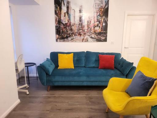 Garland Modern Apartment, Dartford 1 with Parking - Housity