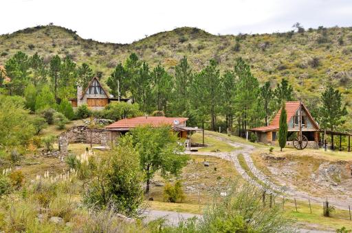 Cabañas Los Arroyitos - Housity