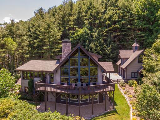 Mountaineer Manor - Housity
