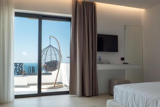 Arrei Hotel - Housity