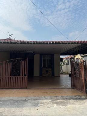 Aqil Homestay Lunas Kulim for Mslim only - Housity