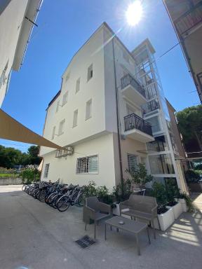 Hotel Miramare Dipendenza - Housity