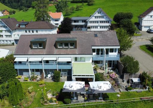 „gg“ games garni Hotel Säntis - Housity