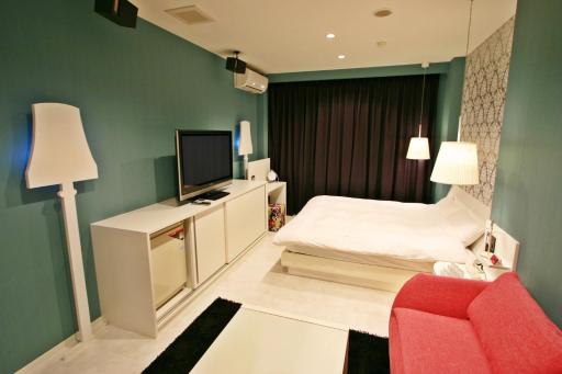 HOTEL EVERMORE -Adult Only- - Housity