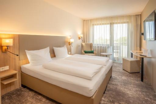 Waldhotel Eisenberg - Housity