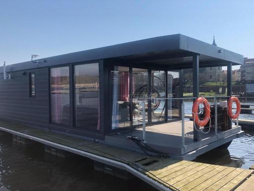 Houseboat in Kamien Pomorski - Housity