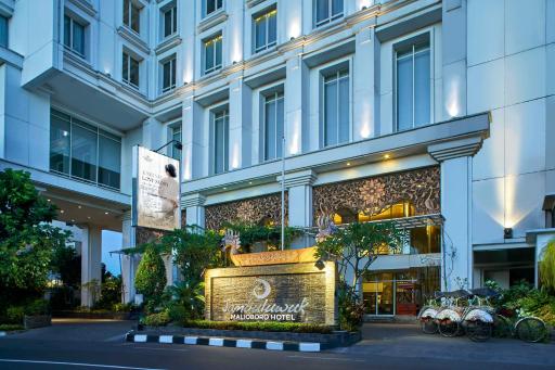 Jambuluwuk Malioboro Hotel Yogyakarta - Housity