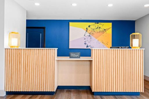 Spark by Hilton Modesto - Housity