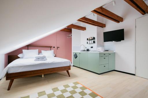 Apartamenty Mostowa - klimatyczny nocleg z widokiem w centrum Iłży - Housity