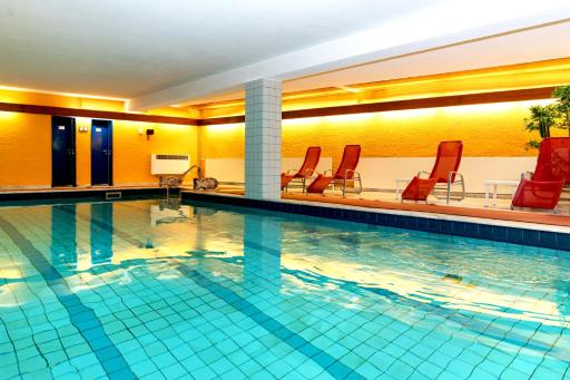 Hotel Meran Hallenbad & Sauna - Housity